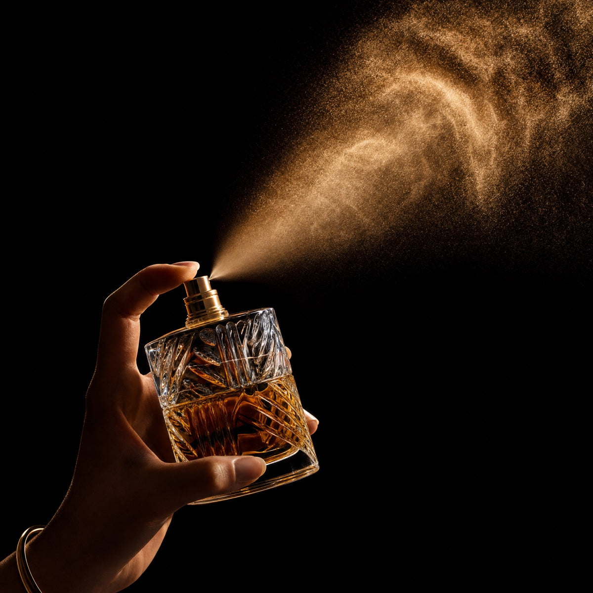 Saharan Spice - spraying its world